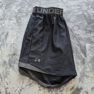 Under Armour Loose Shorts Size Small